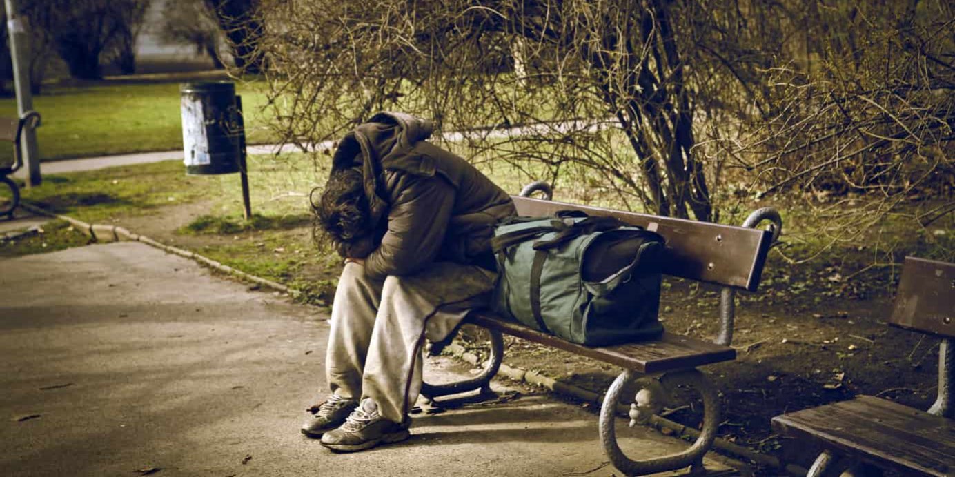 Homeless-Los-Angeles–2015 homeless person on park bench