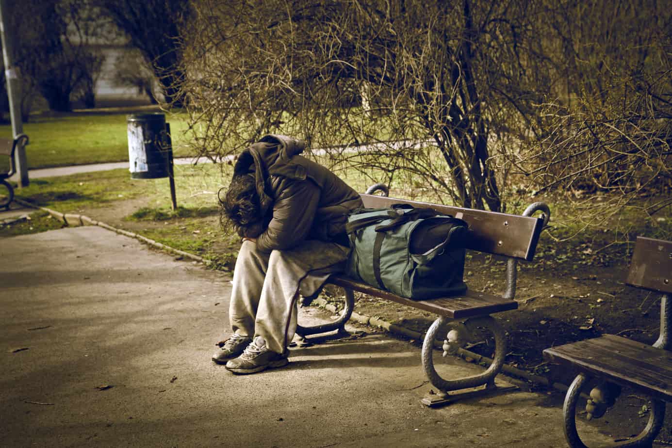 Homeless-Los-Angeles–2015 homeless person on park bench